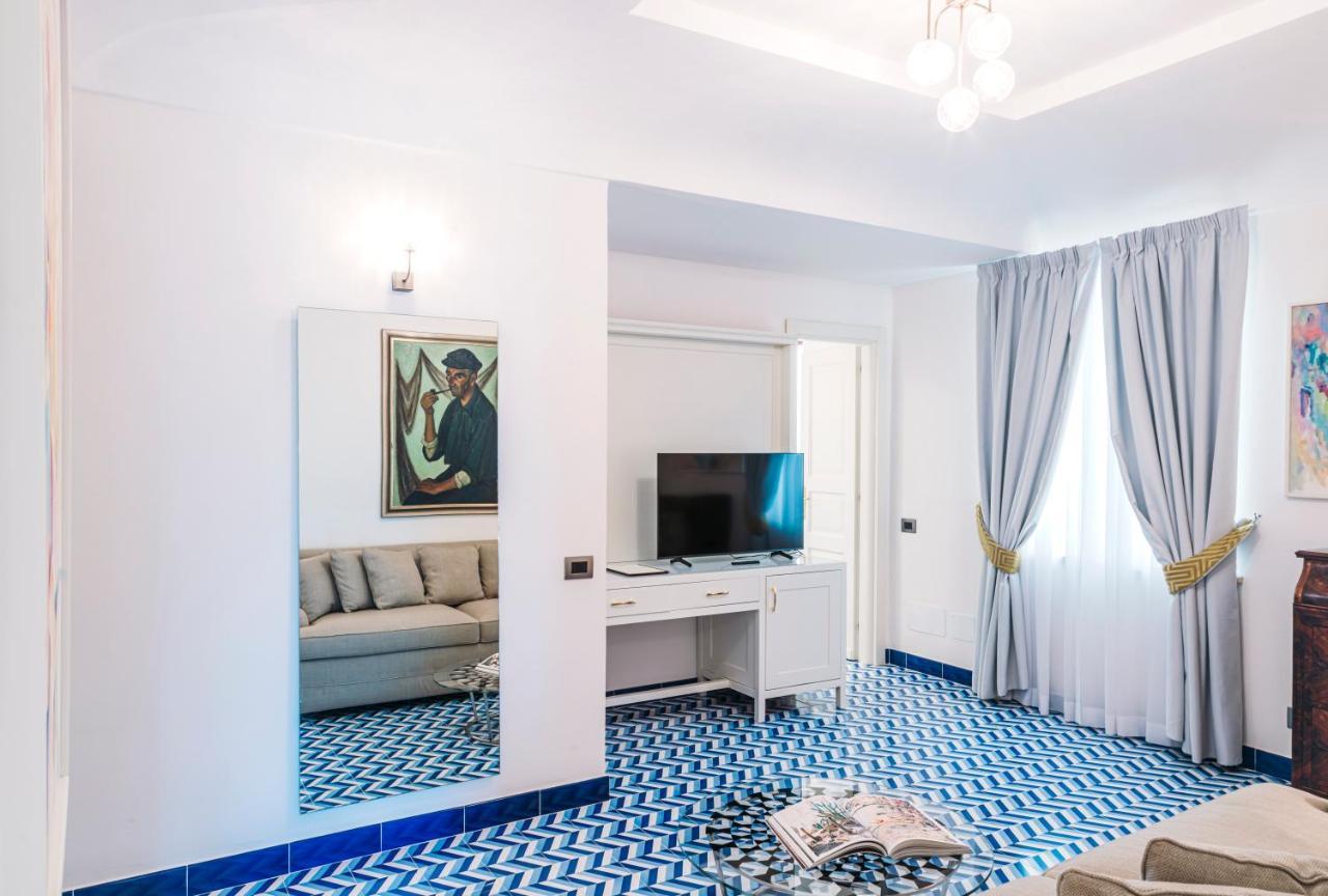Hotel San Montano & 5*